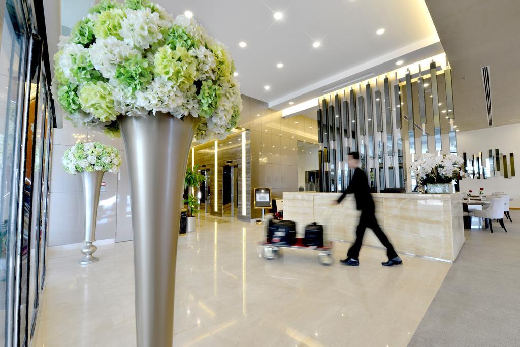 Royal Ambassador - Al Yal Suites Манама Екстер'єр фото